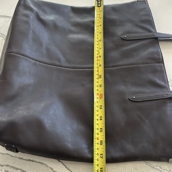 Coach Vintage Leather Tote From 2014 Deep Plum. - Picture 11 of 12